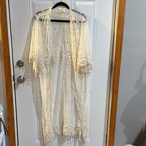 Elegant Cream Lace Kimono